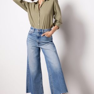 Petite Lana Crop