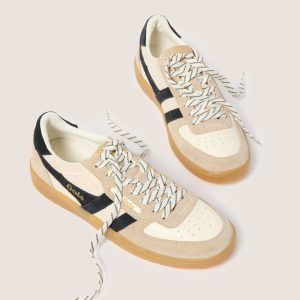 Hawk Sneaker