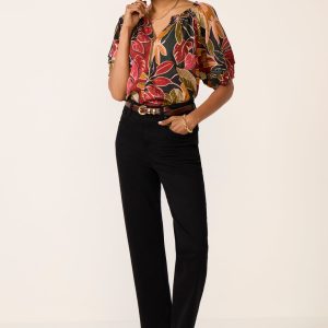 Thera Blouse