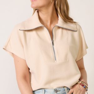 AirEssentials Ribbed Short Sleeve Half Zip